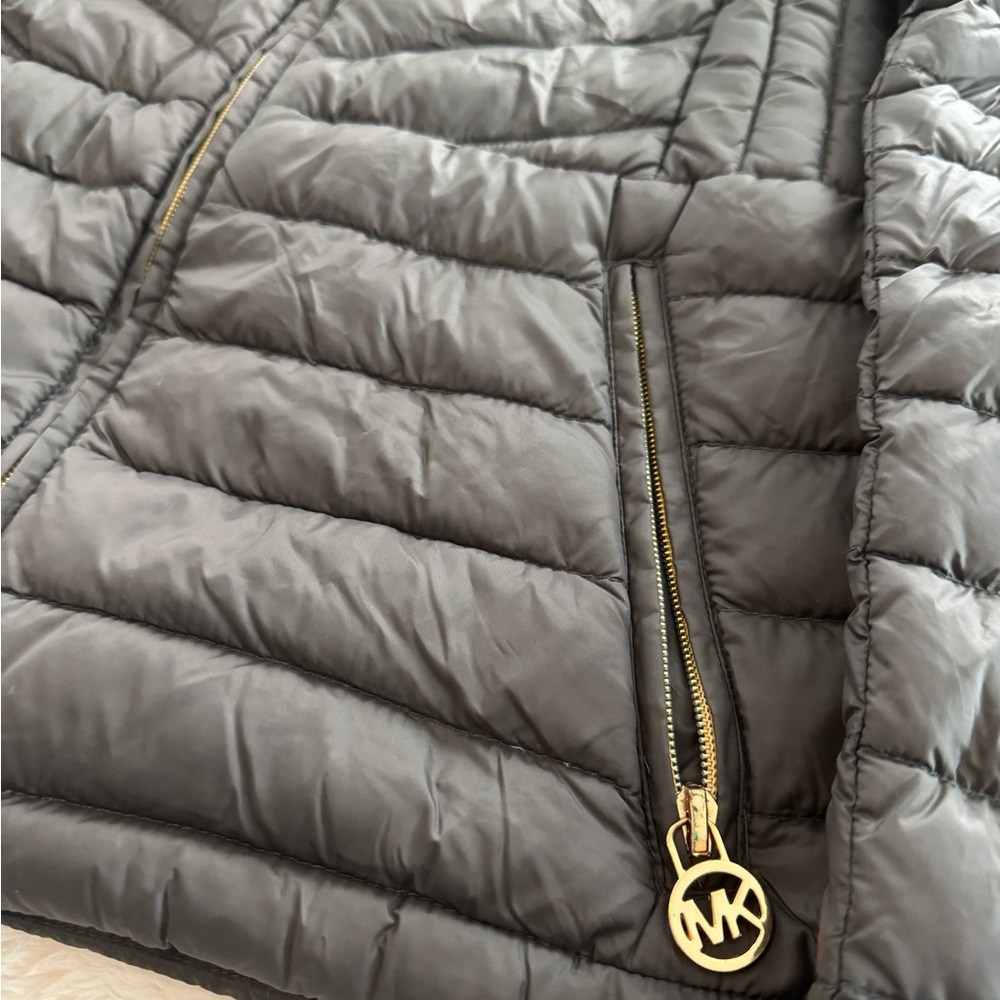 Michael Kore Jacket - Picture 4 of 4